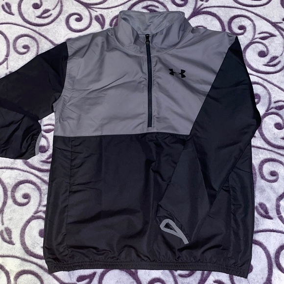 Youth XL Under Armour Wind Breaker Grey Black NWOT - Picture 1 of 7